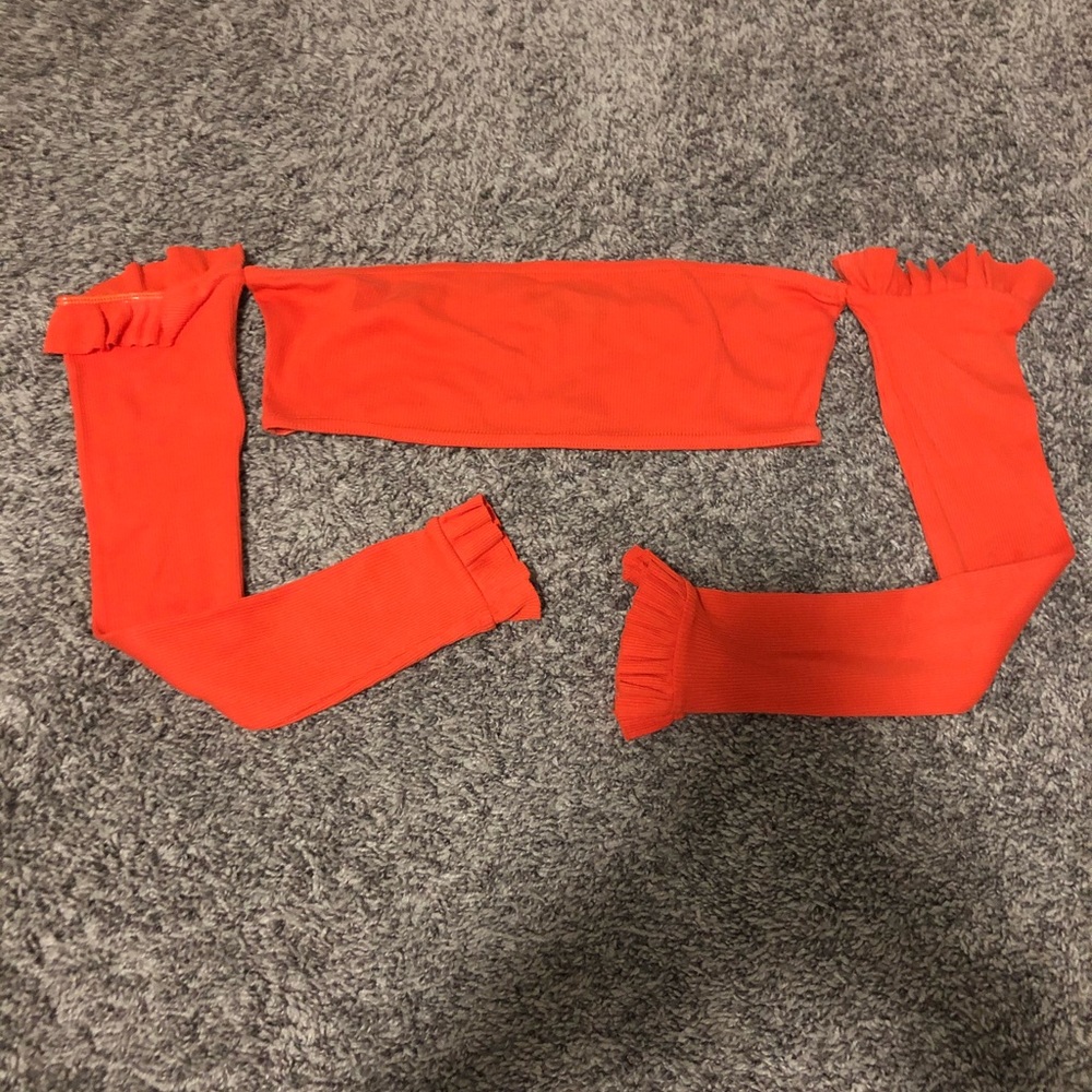 NEVER WORN US 8 PLT ORANGE OFF THE SHOULDER CROP